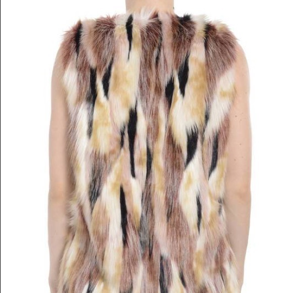 Romeo and Juliet Couture Multi Color Fur Vest - Picture 2 of 4